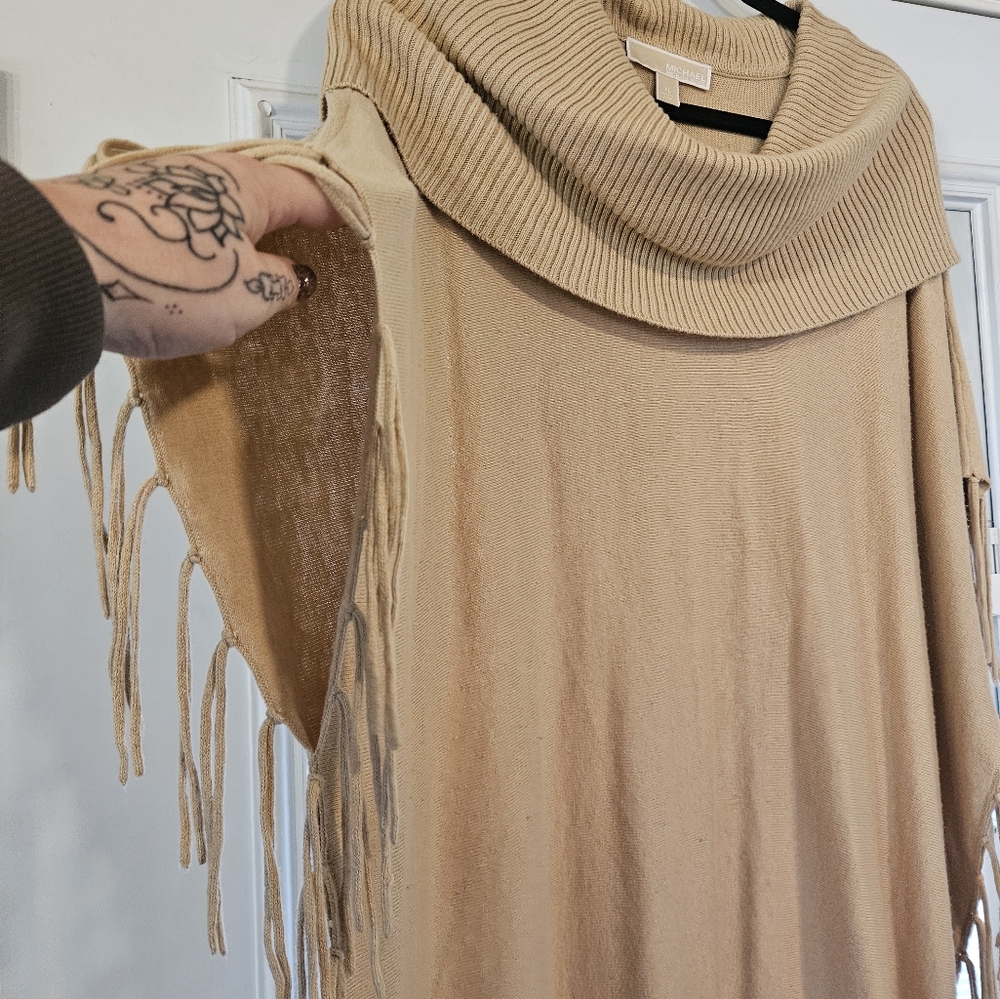 Michael Kors Tan Oversized Cable Knit Poncho with Dramatic Cowl Neck XL - Picture 3 of 7